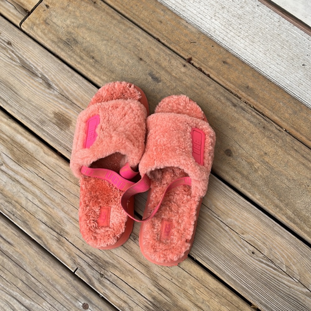 UGG - Picture 7 of 8